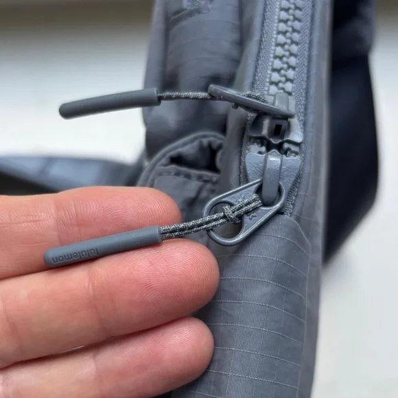 lululemon athletica Men's Belt Bag in Gray - Picture 4 of 6